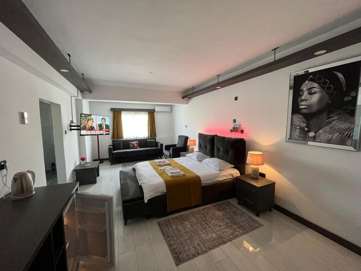 Tiana Boutique Aparthotel Famagusta  Exterior photo